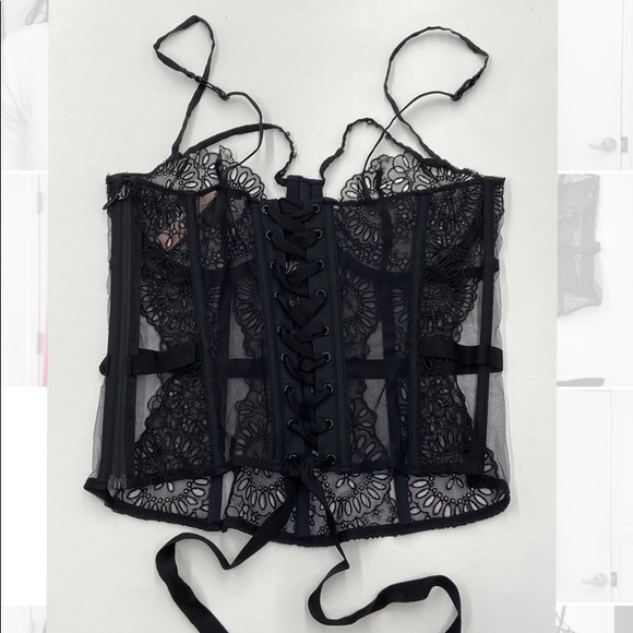 NWT Victoria’s Secret Designer Collection Black Lace Bra - Size 36D - Picture 5 of 6